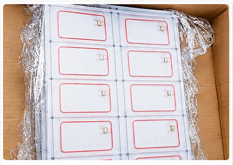 Finished prelam sheets packed clean from dust for shipment