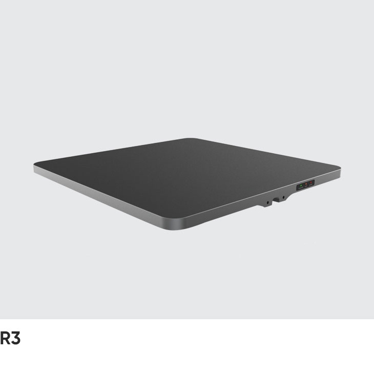 CedaGlo R3 seen at an angle, showing the 20 mm edge and the square reading face