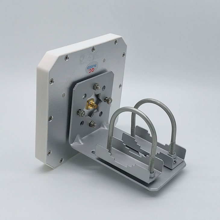 Back plate of the CedaGlo 5dBi Panel Antenna, with the SMA female connector at the center of the bracket footprint