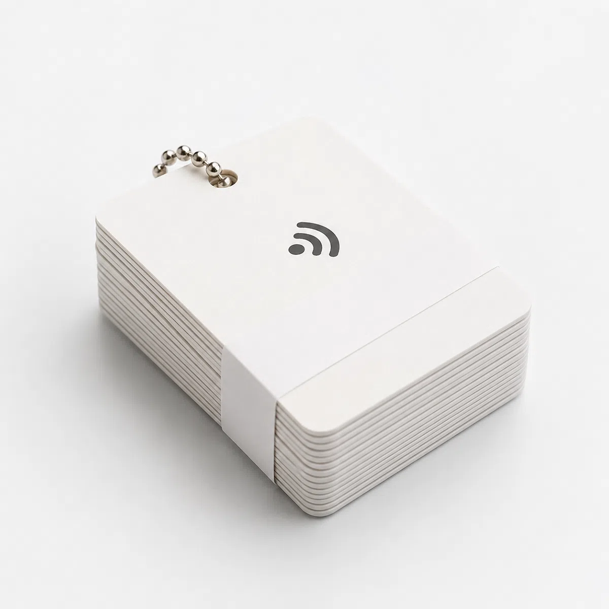 RFID hang tag bulk stack packaging for garment factories and source tagging